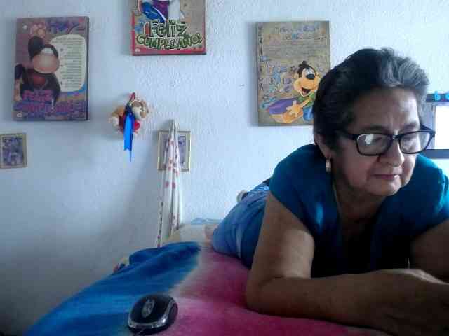 maturehornykinky webcam