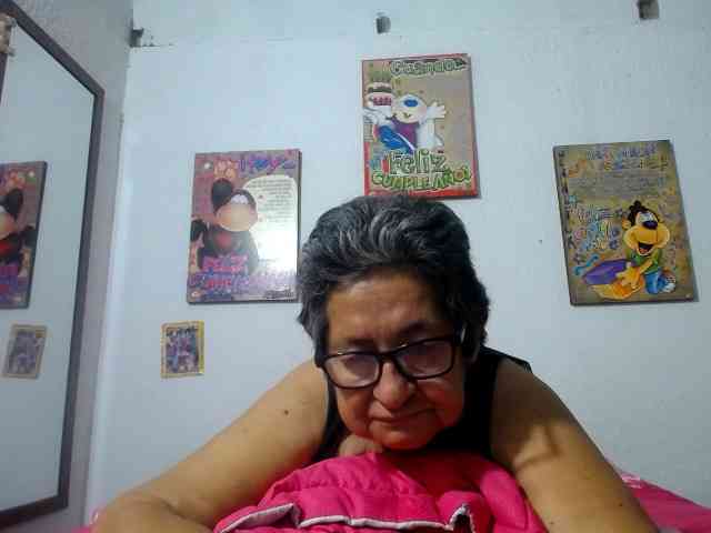 maturehornykinky webcam