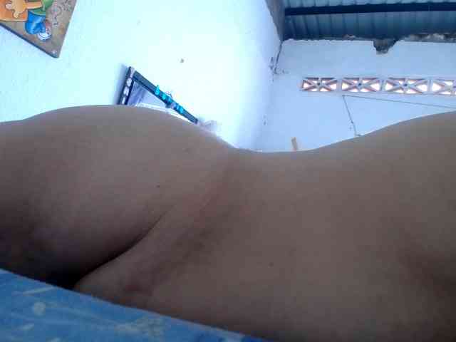 maturehornykinky webcam