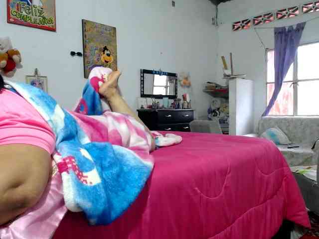 maturehornykinky webcam