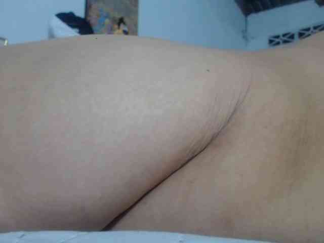 maturehornykinky webcam