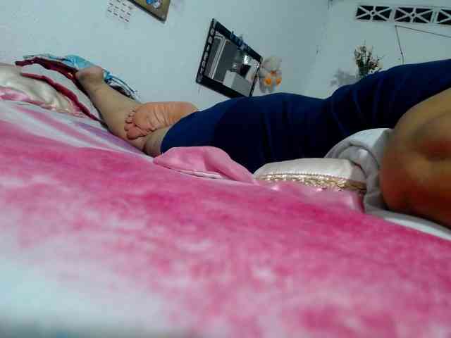 maturehornykinky webcam