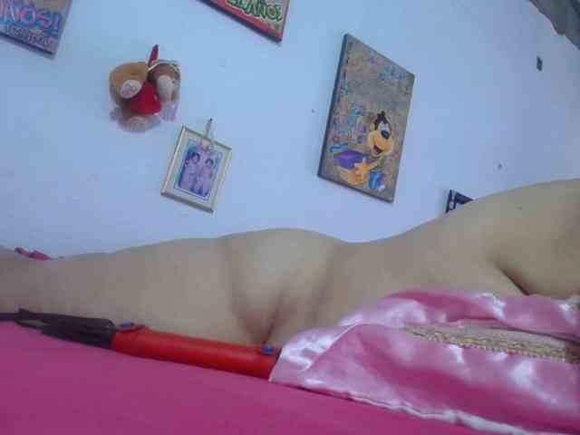 maturehornykinky webcam