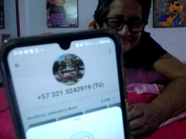 maturehornykinky webcam