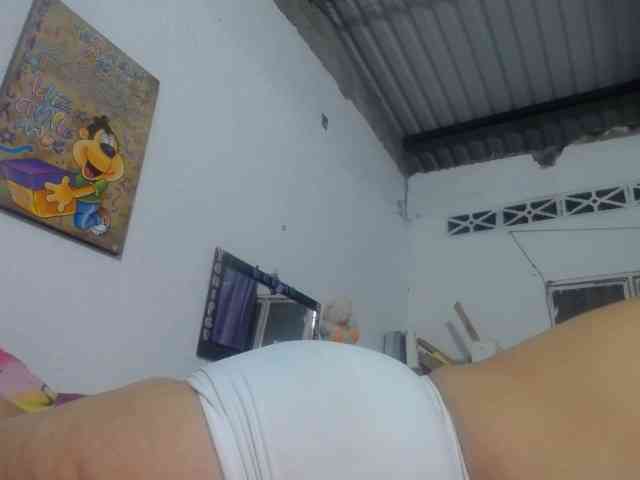 maturehornykinky webcam