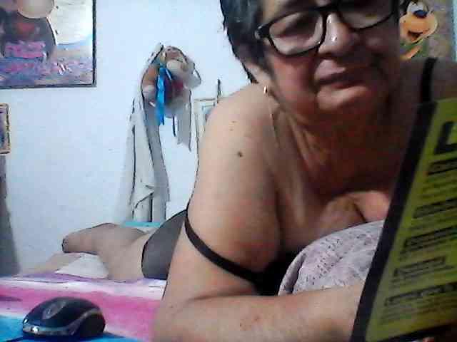 maturehornykinky webcam