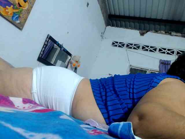 maturehornykinky webcam