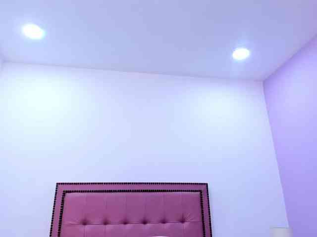 VeronicaSpencer webcam
