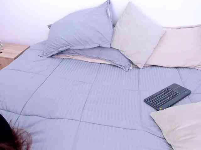 VeronicaSpencer webcam