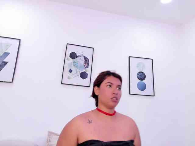 nude chat VeronicaSpencer