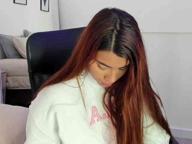 VeronicaSpencer webcam