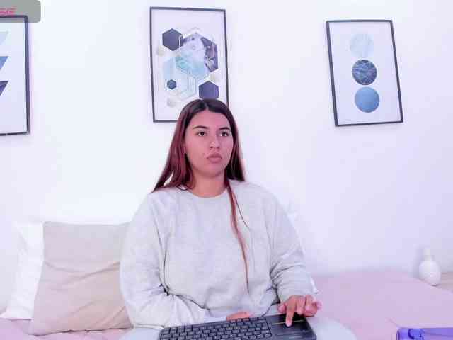 VeronicaSpencer webcam