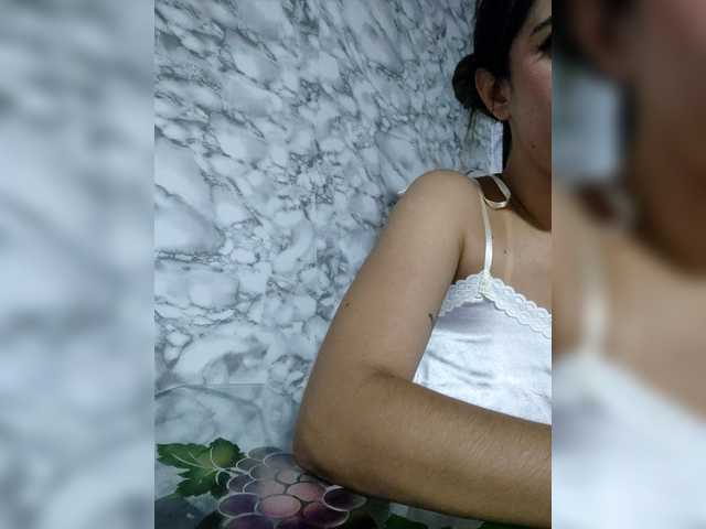 CristalHeart's BongaCams show and profile