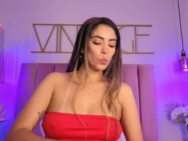 CristalHeart's BongaCams show and profile