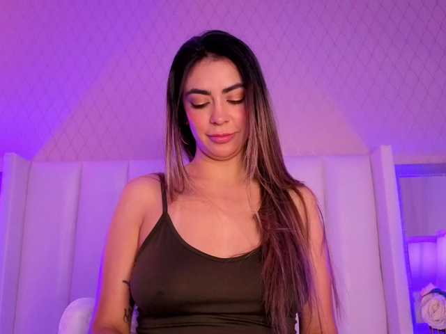 CristalHeart's BongaCams show and profile