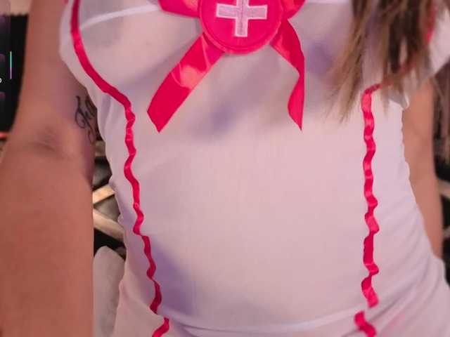 Explore a hot night with the charming CristalHeart ready for dirty fun CristalHeart from BongaCams