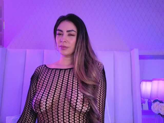 CristalHeart's BongaCams show and profile