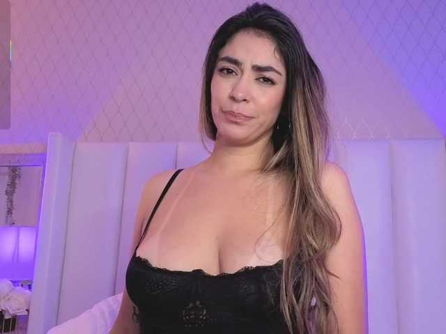 CristalHeart's BongaCams show and profile