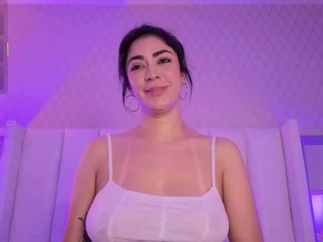 CristalHeart's BongaCams show and profile