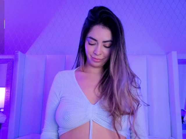 CristalHeart's BongaCams show and profile