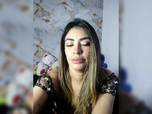 CristalHeart's BongaCams show and profile