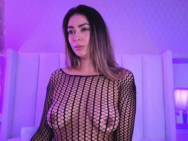 CristalHeart's BongaCams show and profile