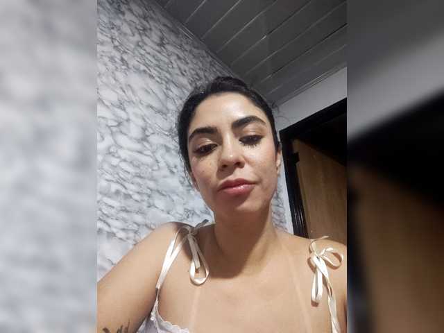 CristalHeart's BongaCams show and profile