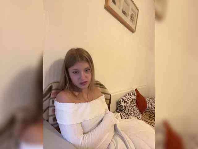 MarinaLuxy webcam