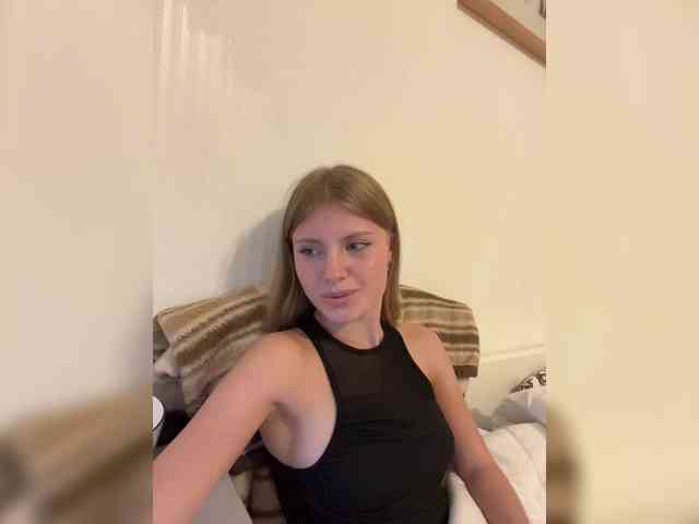 MarinaLuxy webcam