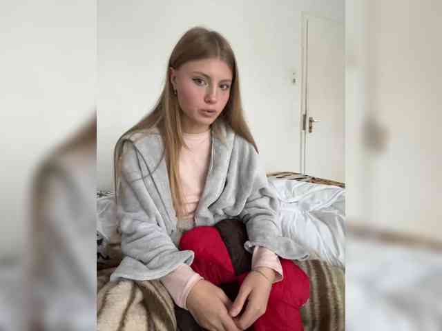 MarinaLuxy webcam
