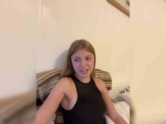 MarinaLuxy webcam