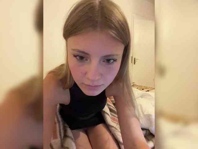 MarinaLuxy webcam