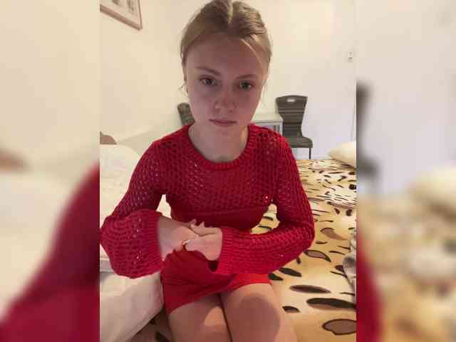 MarinaLuxy webcam