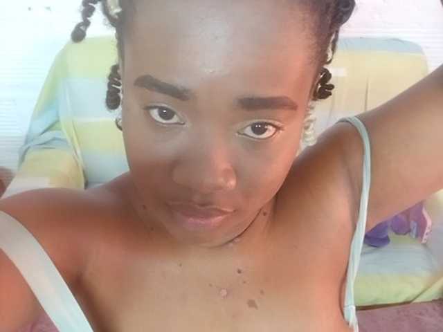  Chanellmontes121 chat room