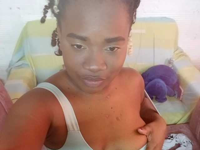  Chanellmontes121 chat room