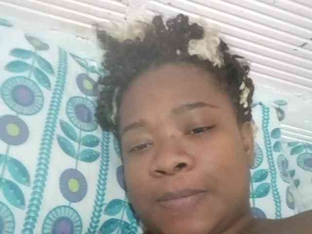 Chanellmontes121 webcam