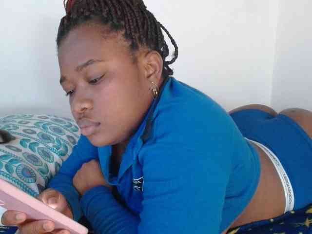 Chanellmontes121 webcam