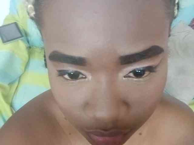 Chanellmontes121 webcam