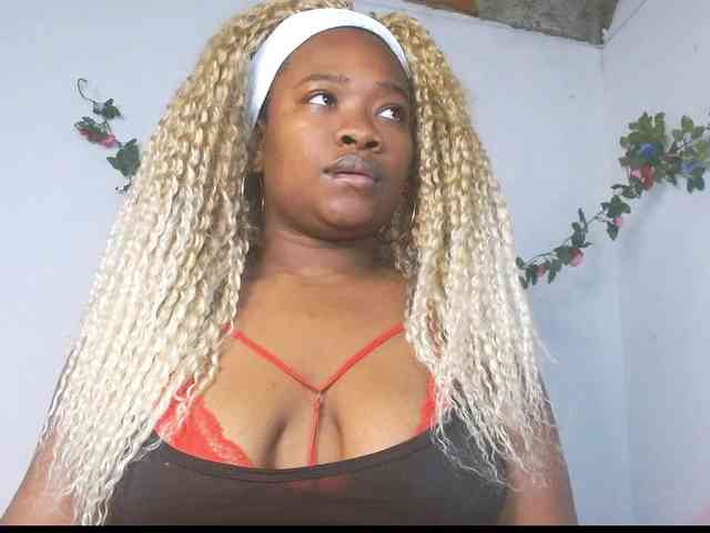 Chanellmontes121 webcam