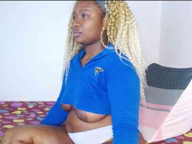 Chanellmontes121 webcam