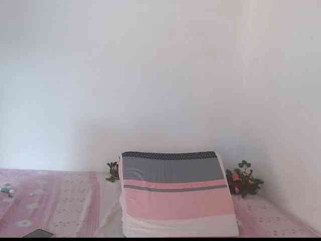 Chanellmontes121 webcam