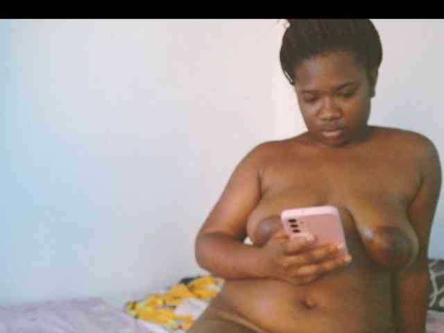 Chanellmontes121 webcam