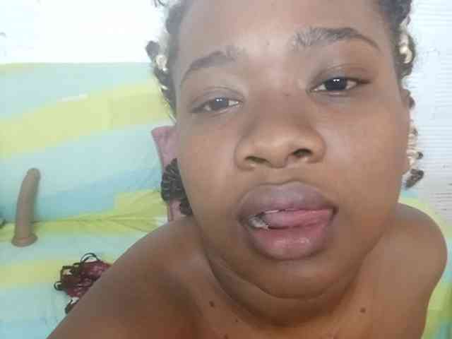 Chanellmontes121 webcam