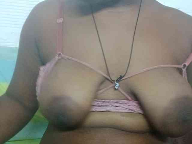 Chanellmontes121 webcam