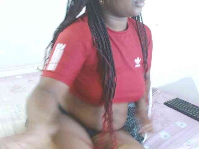 Chanellmontes121 webcam