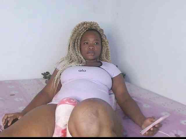 Chanellmontes121 webcam