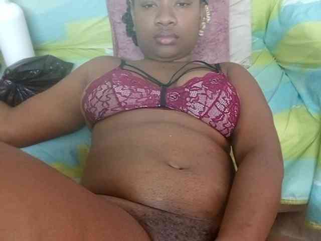 Chanellmontes121 webcam