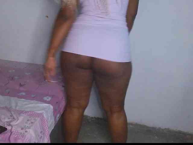 Chanellmontes121 webcam