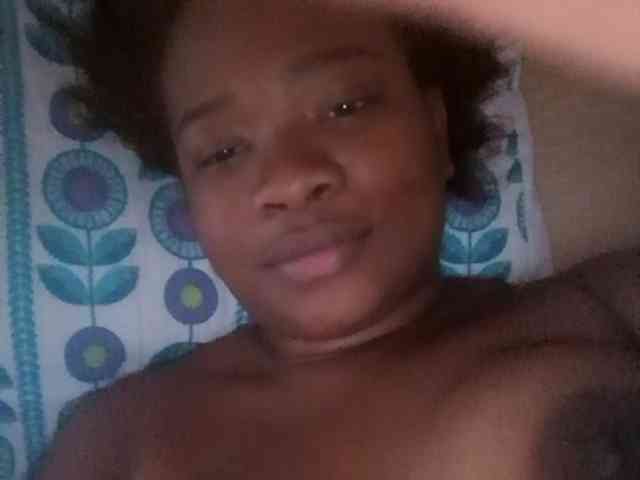 Chanellmontes121 webcam