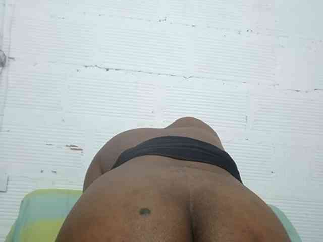 Chanellmontes121 webcam
